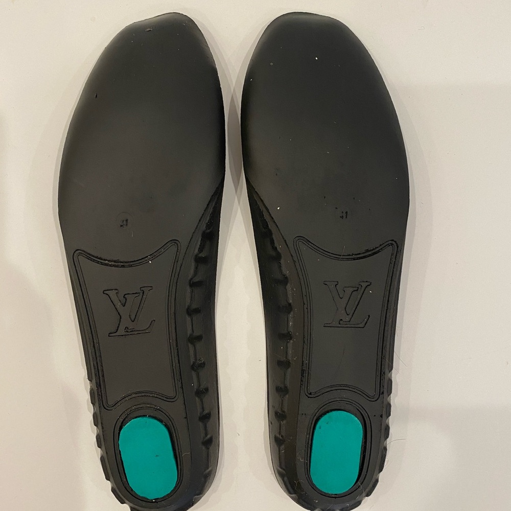 Louis Vuitton rain boots. Excellent condition. Black rubber. Incredible deal. - Picture 8 of 9